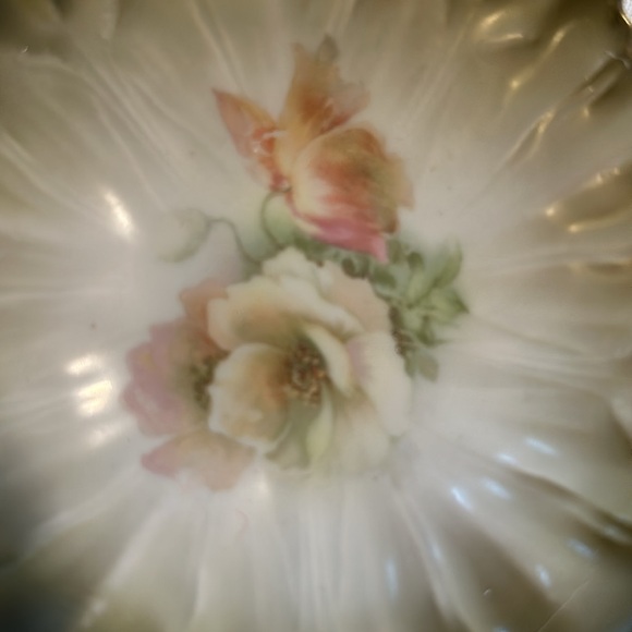 Vintage. Painted floral trinket dish. - Picture 3 of 7